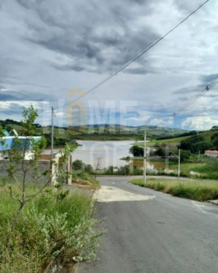 TERRENO - BAIRRO: VALE DOS COQUEIROS 