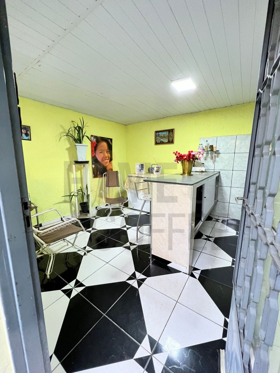 CASA - BAIRRO : JARDIM ITÁLIA