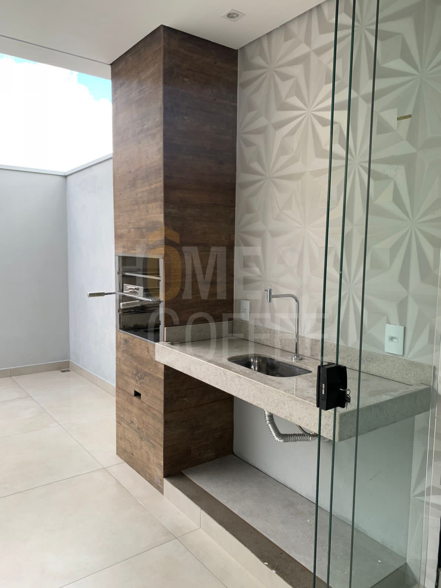 CASA - BAIRRO: BELO HORIZONTE II